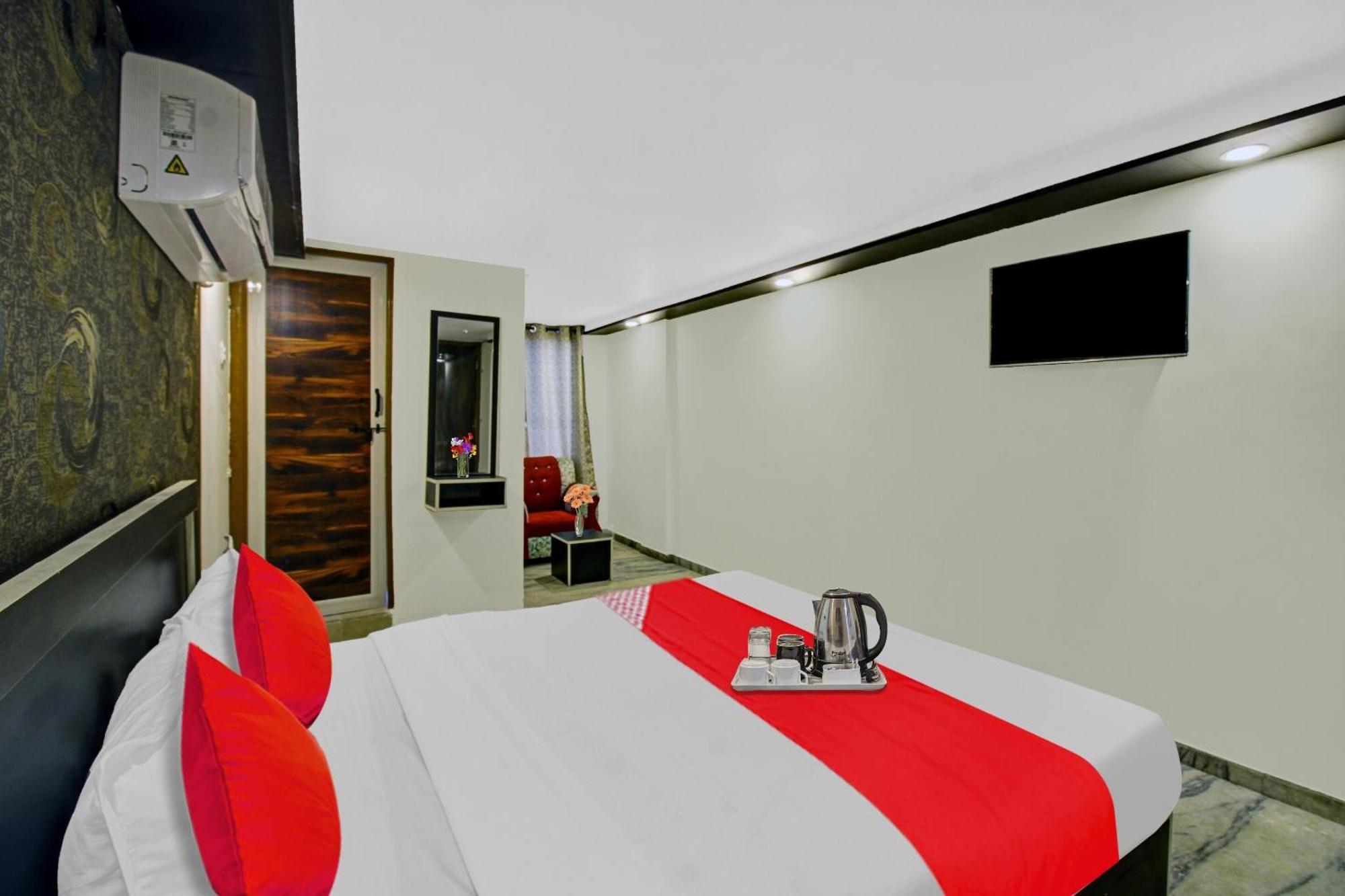 Hotel O Gopika Stay Inn Нагпур Экстерьер фото